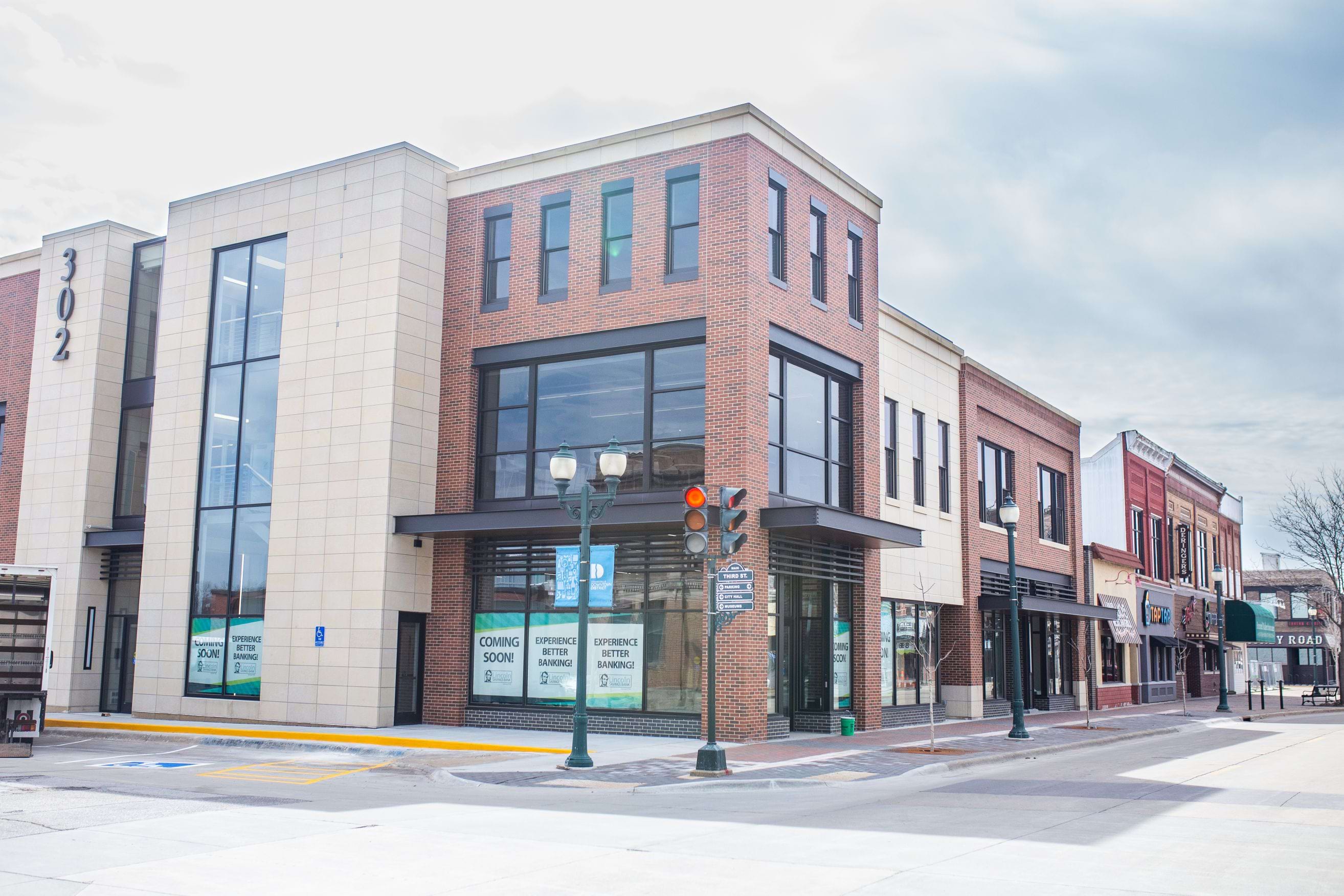 Banks In Downtown Cedar Falls Iowa Lincoln Savings Bank Banks In Downtown Cedar Falls Iowa Lincoln Savings Bank